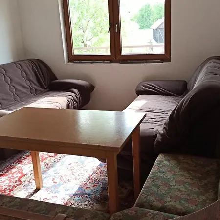 Kuca Na Selu Sa Bazenom Villa Stitar